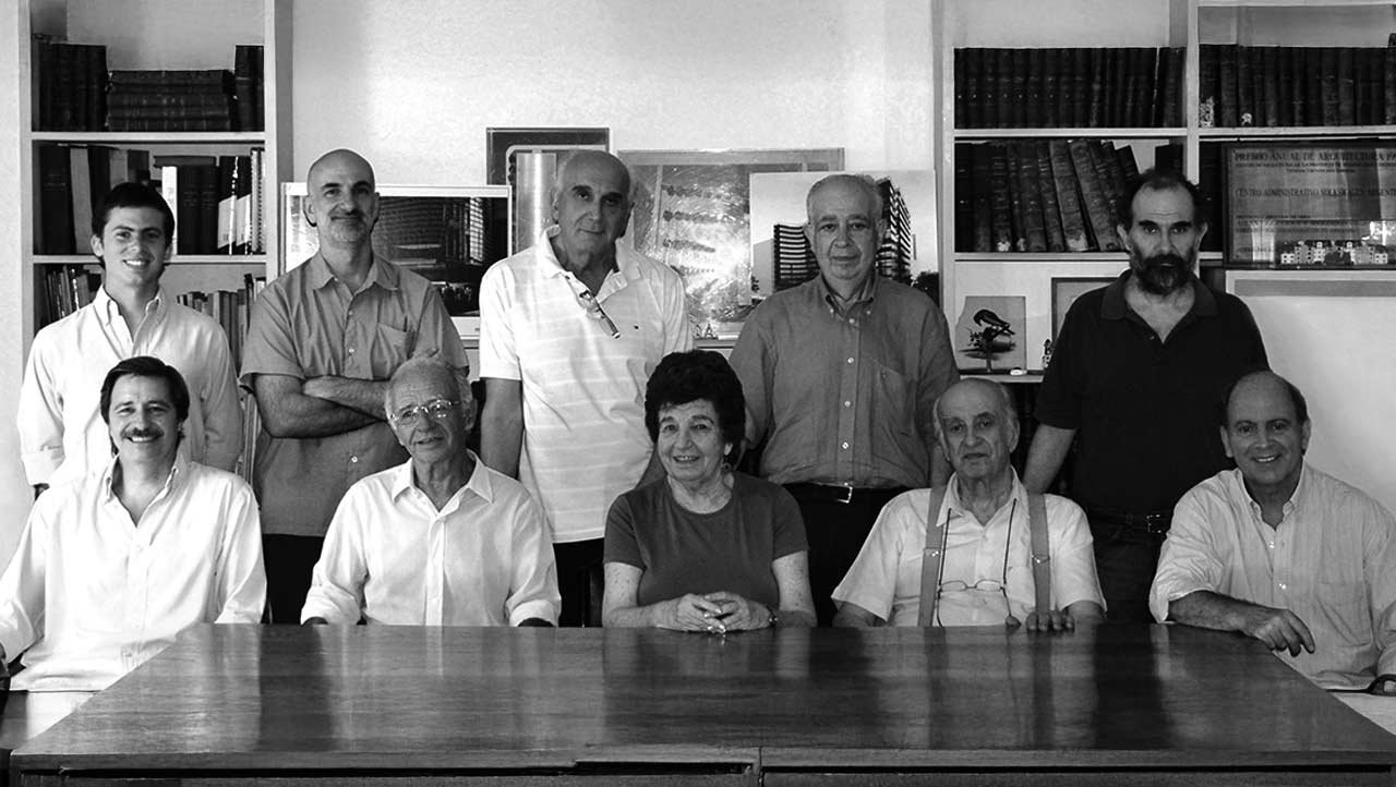 Grupo-de-trabajo-002-BN